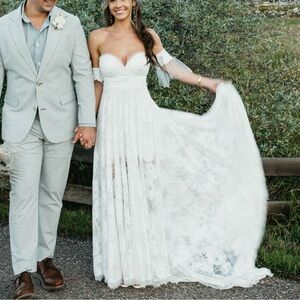 Grace Loves Lace Poppy Wedding Dress - Size 4